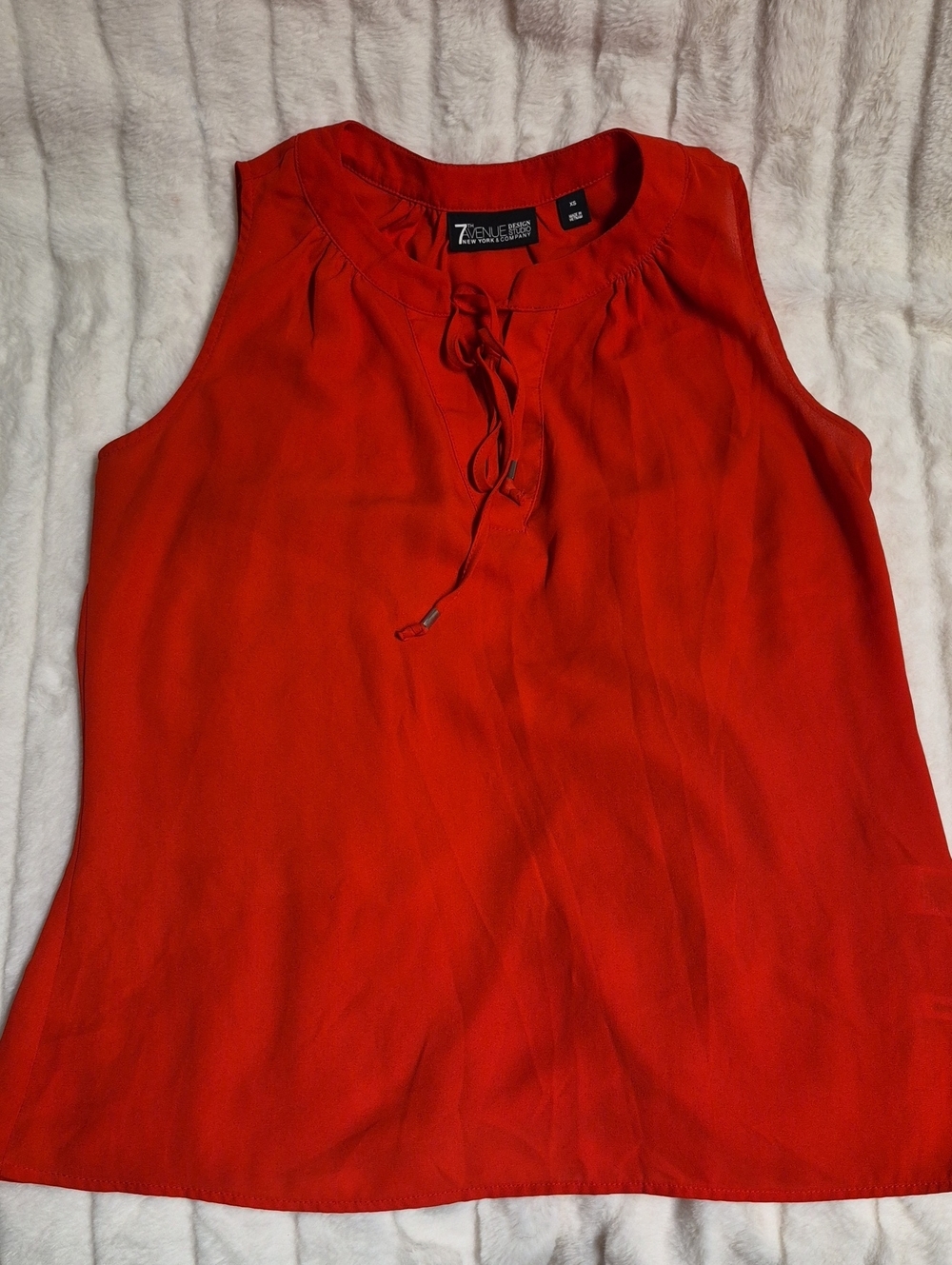 New York & Company Vibrant Red Sleeveless Tie-Neck Camisole